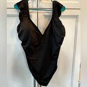 Beach Betty Swimsuit NWT Black One Piece Size XL